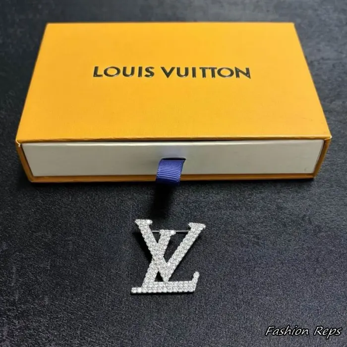 Louis Vuitton LV Iconic Strass Brooch