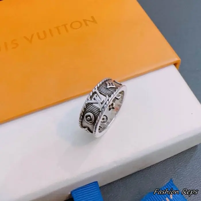 Louis Vuitton LV Drift Ring