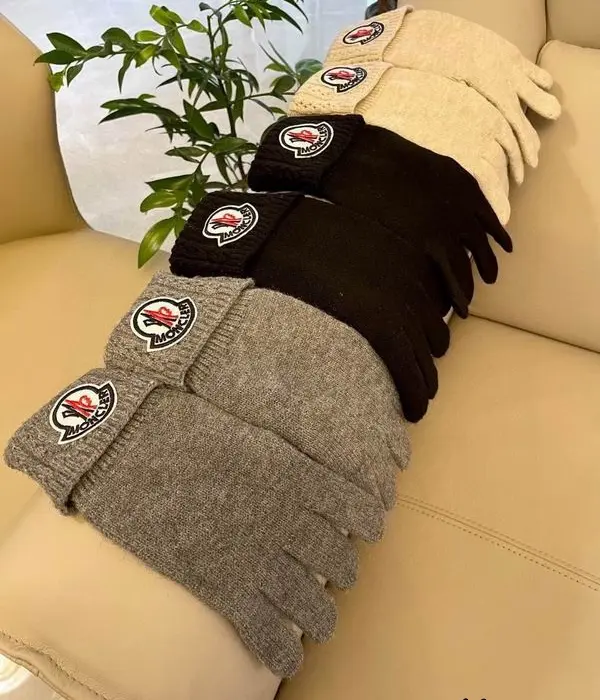 Moncler Logo Patch Folded Ribbed Knit Gloves In Different Colors