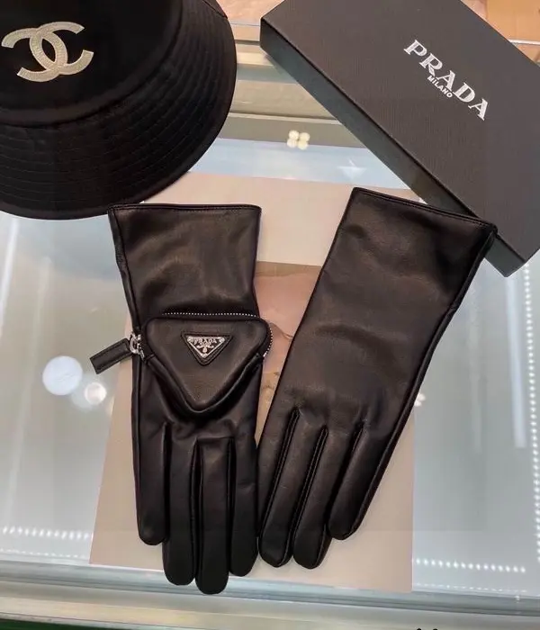 Prada Triangle Pouch Leather Gloves