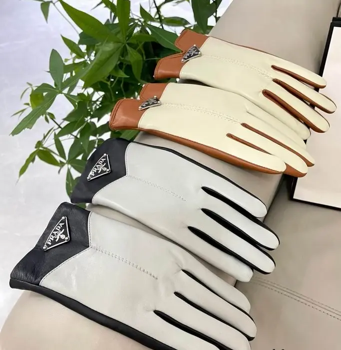 Prada Triangular Cutout Leather Gloves In 2 Colors