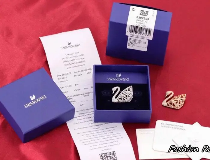 Swarovski Facet Swan Brooch In 2 Colors