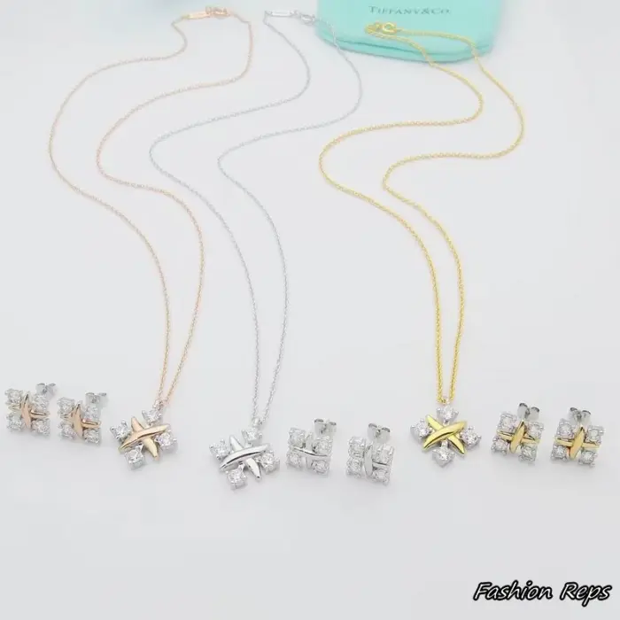 Tiffany & Co. Jean Schlumberger Lynn Pendant Necklace & Earrings Sets In Different Colors