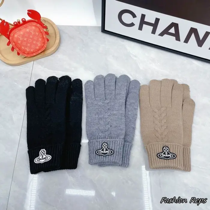 Vivienne Westwood Embroidered Orb Cable Knit Gloves In Different Colors